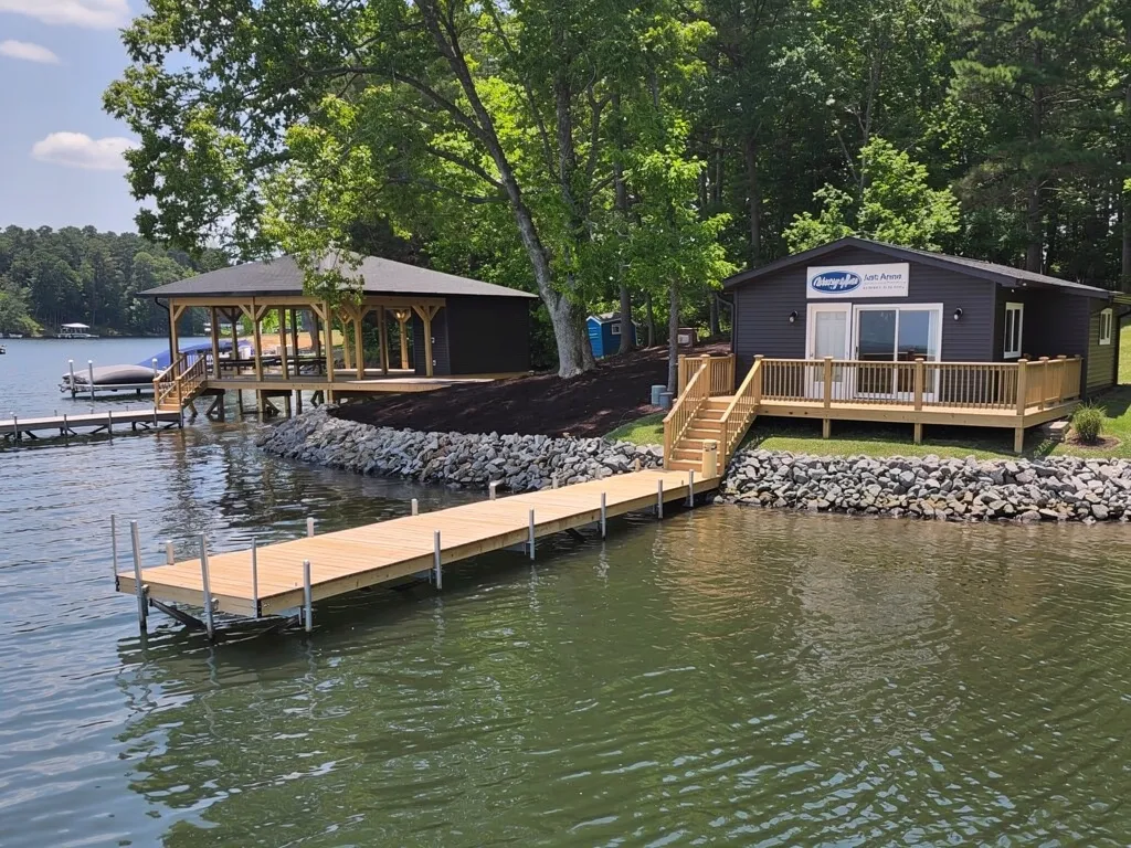 What Are the Environmental and Regulatory Factors at Lake Anna