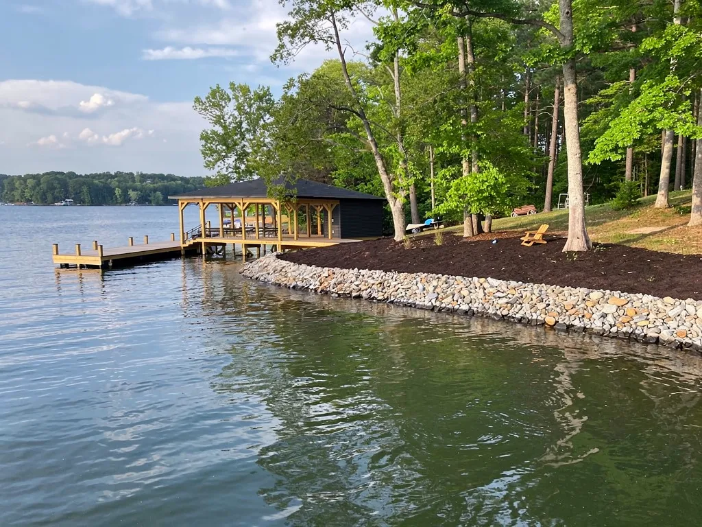 How Does the Seawall and Dock Construction Process Work at Lake Anna