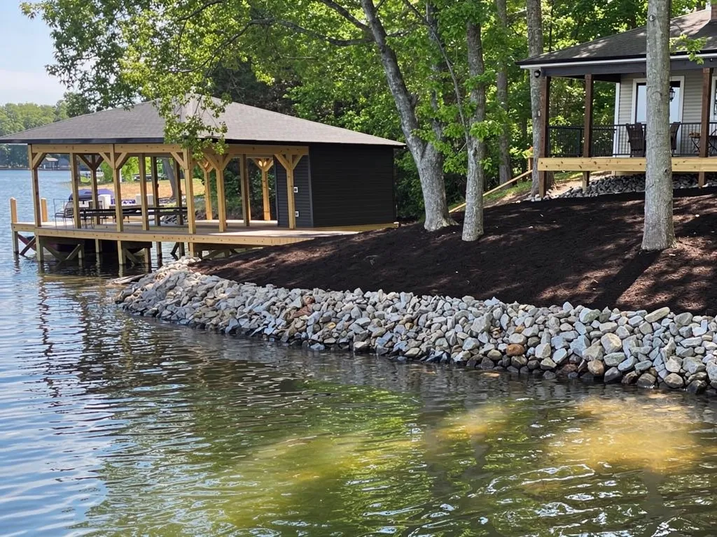 Why Choose LKA Dock Builder for a Custom Deck at Lake Anna